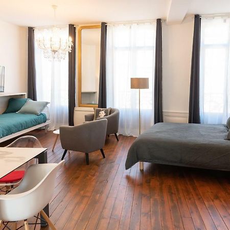 Suite Eugenie Charleville-Mézières 外观 照片