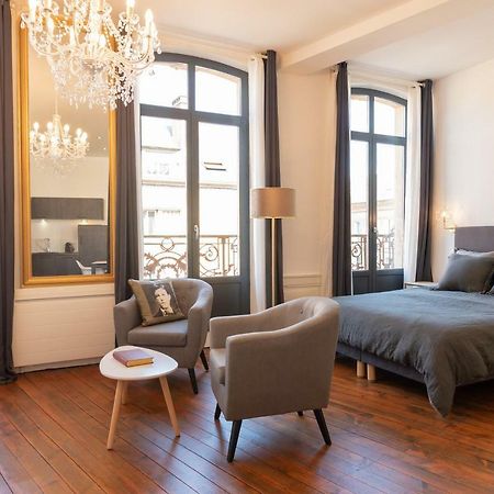 Suite Eugenie Charleville-Mézières 外观 照片