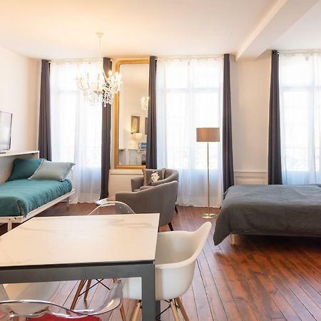 Suite Eugenie Charleville-Mézières 外观 照片